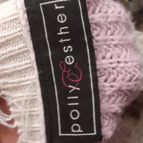 Polly&ester fringe sweater. (NWOT) - Picture 5 of 6